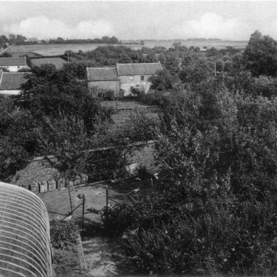 Thorembais-Saint-Trond - Vue de la pension Sambrée (Face à l'église) - Entre-deux-guerres Thorembais-Saint-Trond - Vue de la pension Sambrée (Face à l'église) - Entre-deux-guerres
